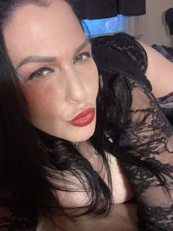 Escort Allie Kat in Boston, MA