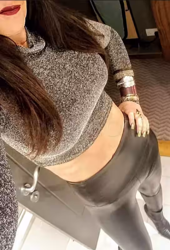 Escort/Massage Kat / Mandy in Chicago, IL