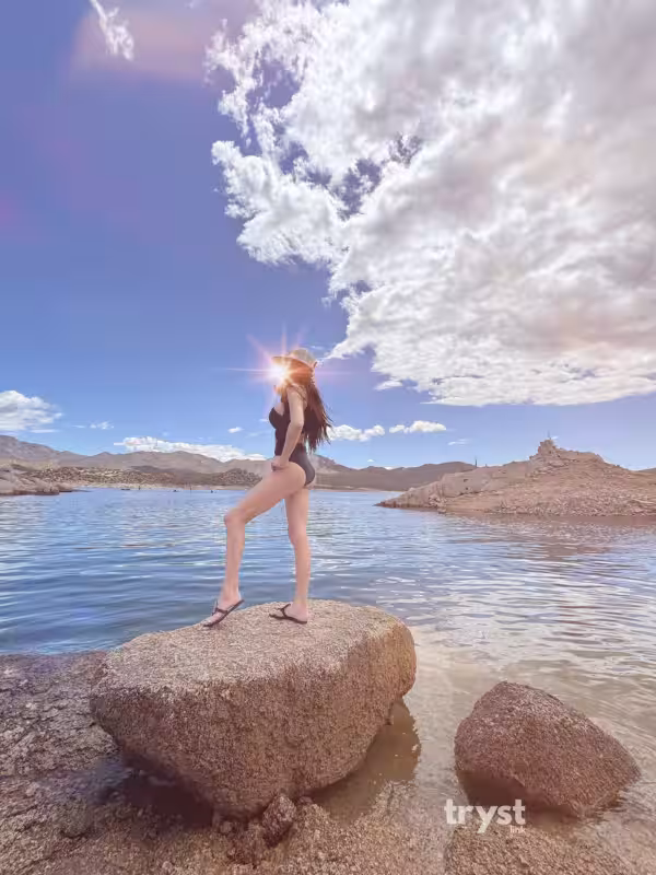 Escort Demi Marie / Della Reid in Phoenix, AZ